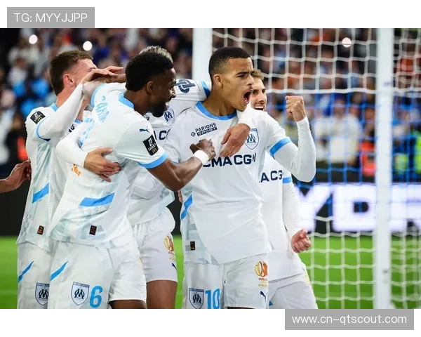 格林伍德13球领跑射手榜，德泽尔比赞其攻防全面进化